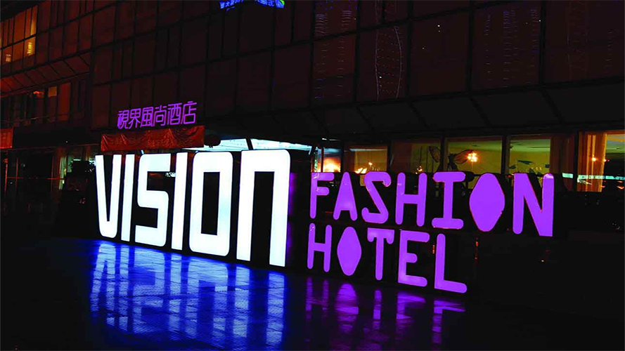 戶外發光字牌的注意事項