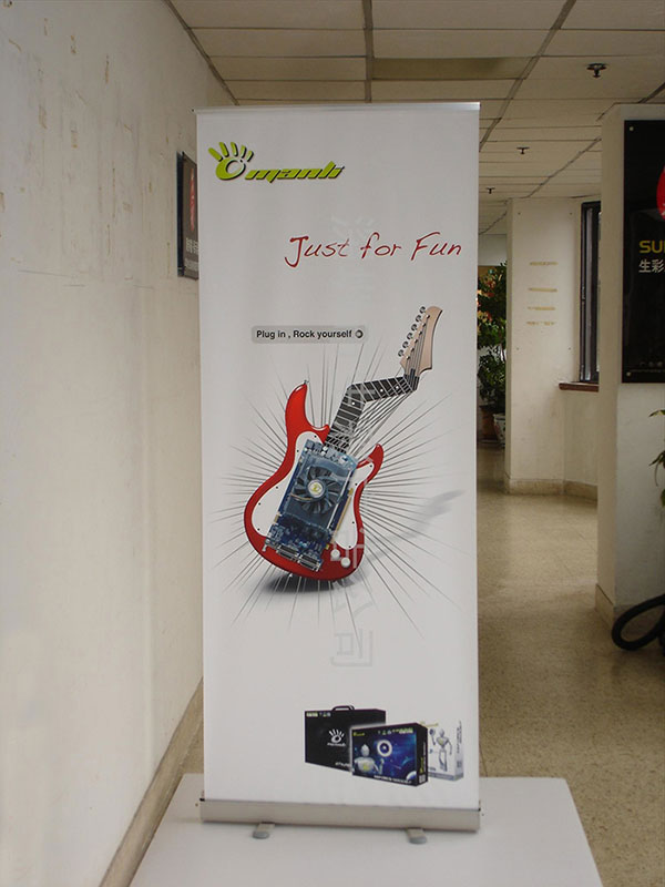 易拉寶設計時需要注意哪些事項？