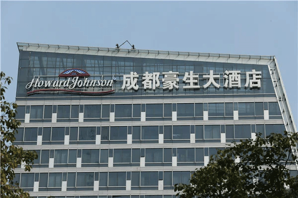 一平方米樓頂發光字制作安裝的費用有哪些？