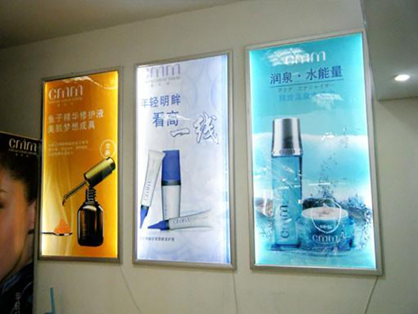 燈箱布與寫真布、噴繪布怎么區分？